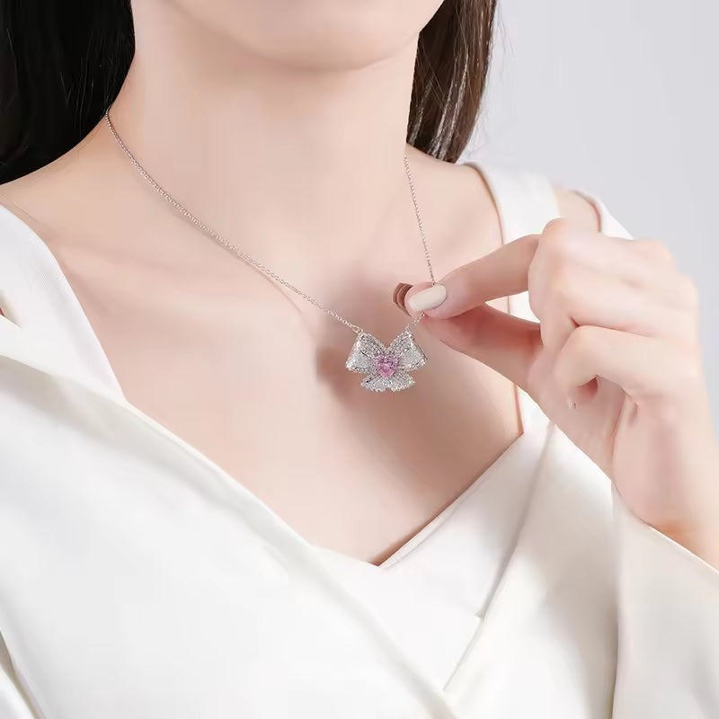 The Bowknot Necklace