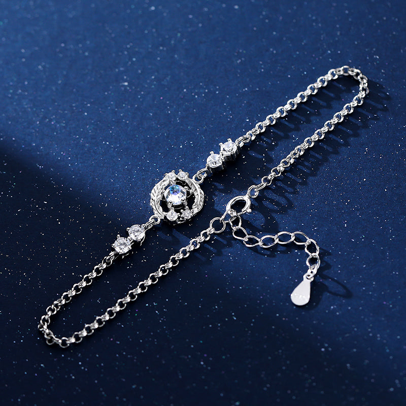 The Feather Bracelet