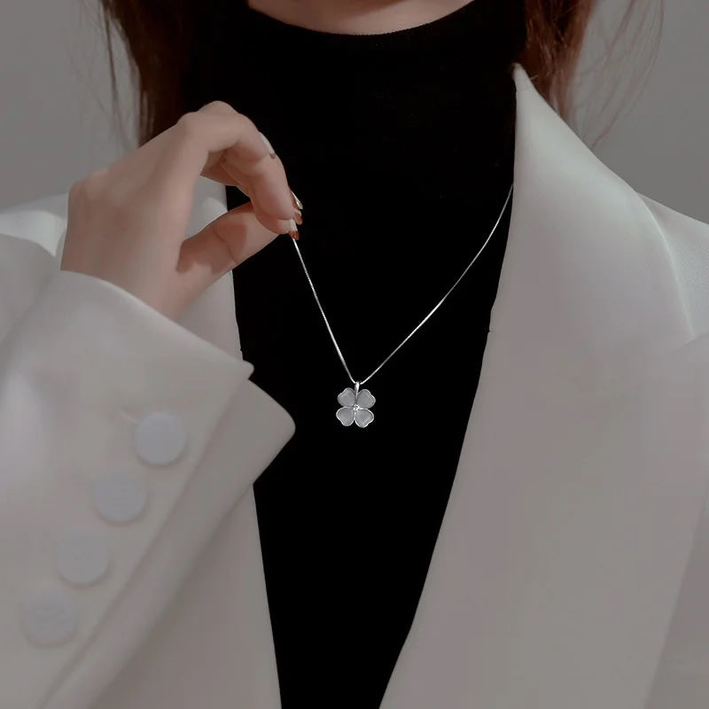 Leaf Clover Necklace