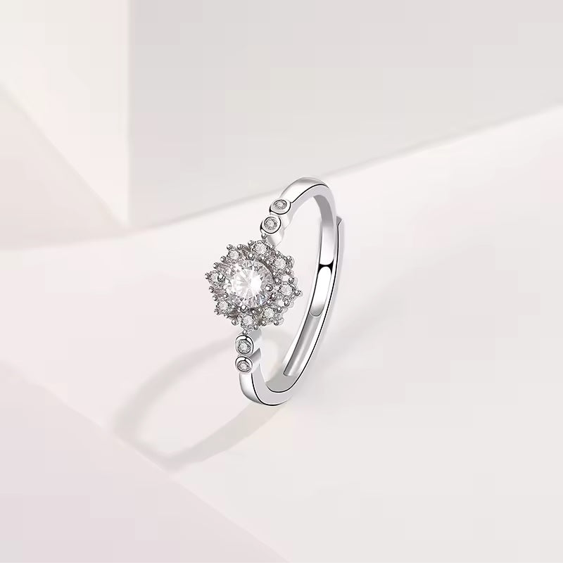 Circle Zircon Ring
