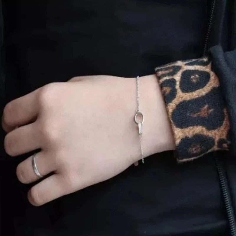Double Round Bracelet - Crown Olive