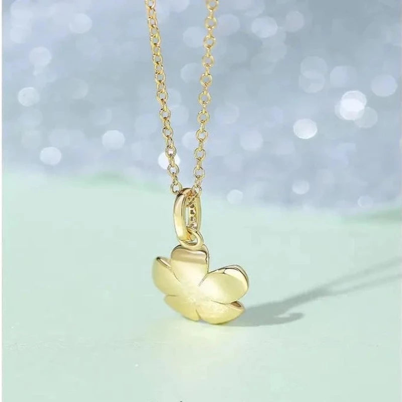 The Daisy Flower Necklace