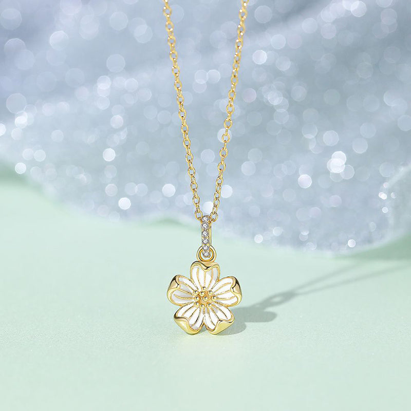 The Daisy Flower Necklace